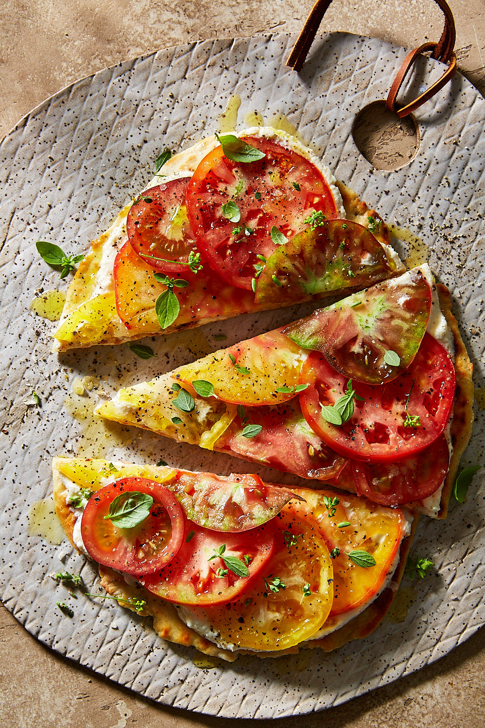 Flatbread with tomatoes and herbs