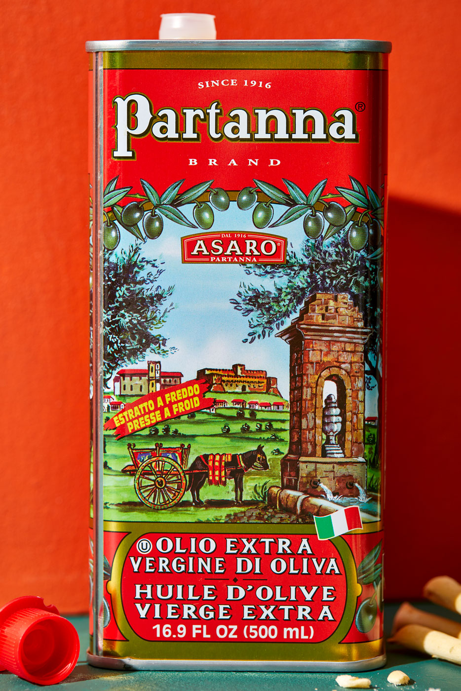 PartannaCanCloseUp
