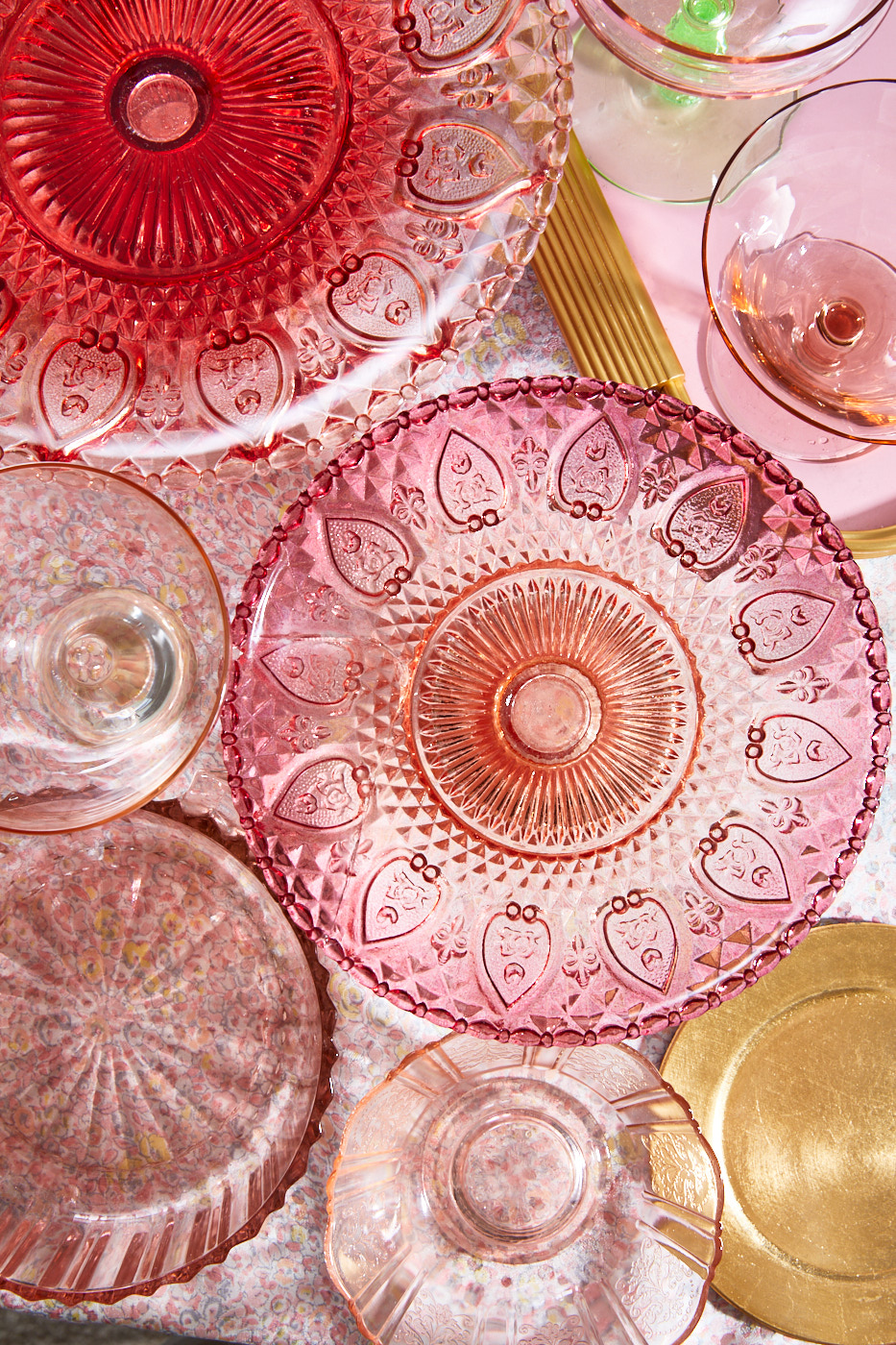Pink and red glassware cakestands