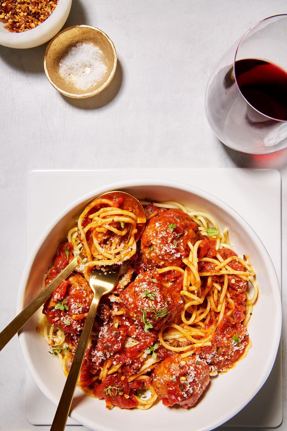 Spaghetti & Meatballs with Red Wine